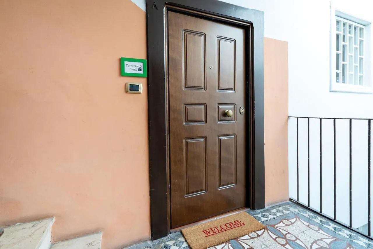 Terrazza Dante Bright Apartment Bari